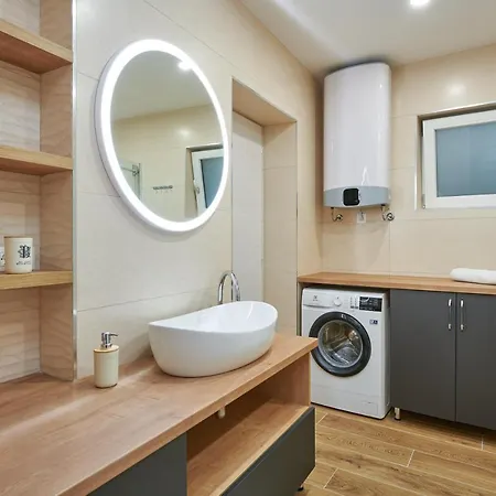 Newly Renovated Apt. Near To Entrance To Old Town Apartment Dubrovnik